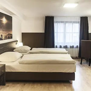 Pergamin Lägenhetshotell Kraków