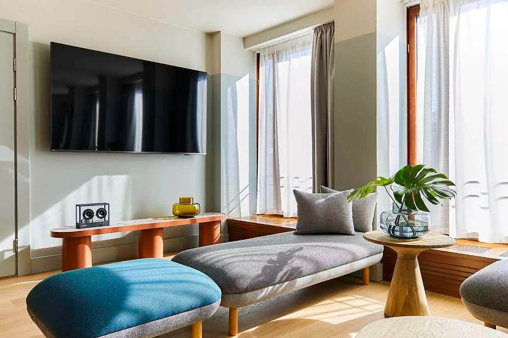 Hobo Helsinki Hotel 4*,